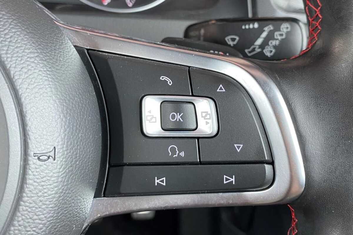 2016 Volkswagen GOLF GTI 7