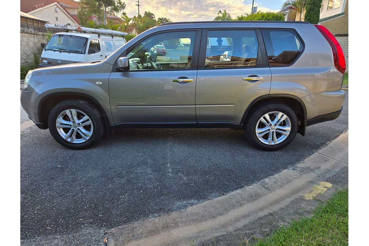 2012 Nissan X-TRAIL ST T31