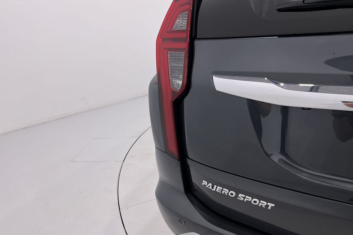 2023 Mitsubishi Pajero Sport Exceed QF