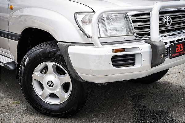 2003 Toyota Landcruiser GXL HDJ100R