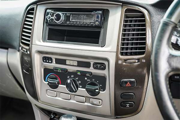 2003 Toyota Landcruiser GXL HDJ100R