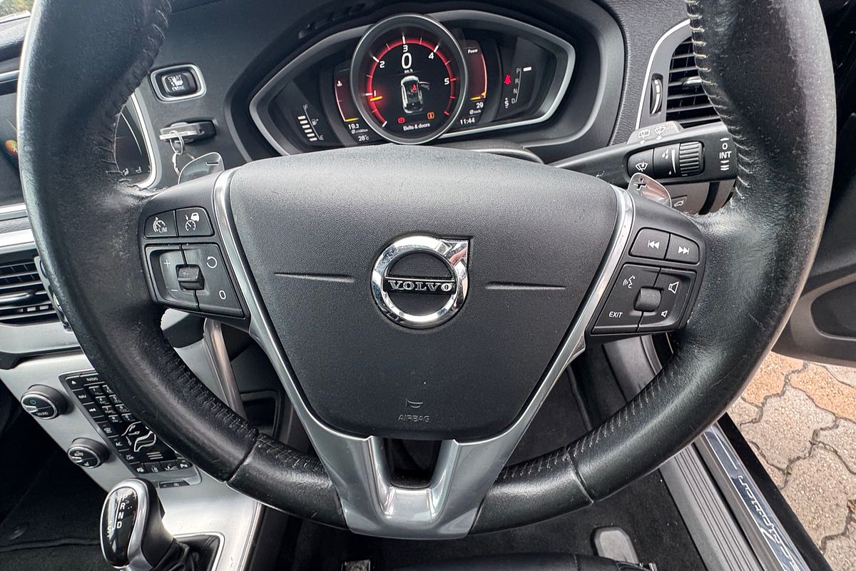 2016 Volvo V40 D4 Luxury