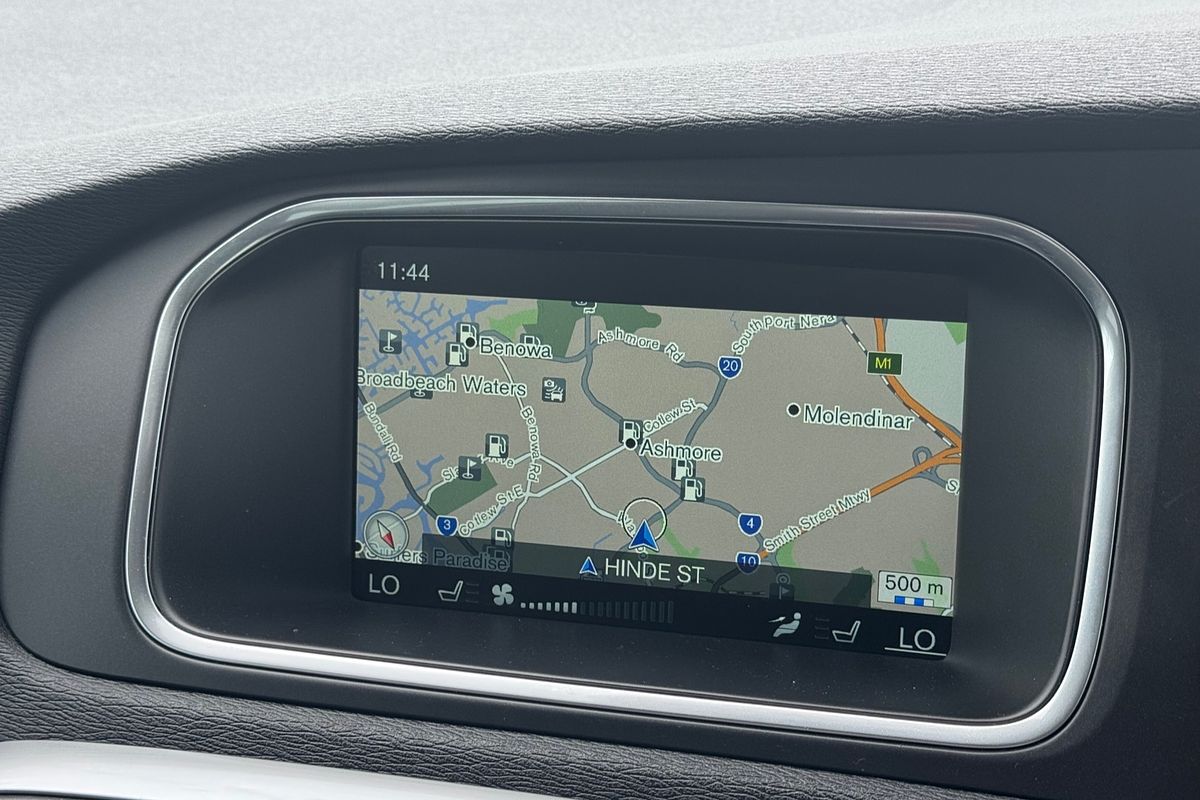 2016 Volvo V40 D4 Luxury