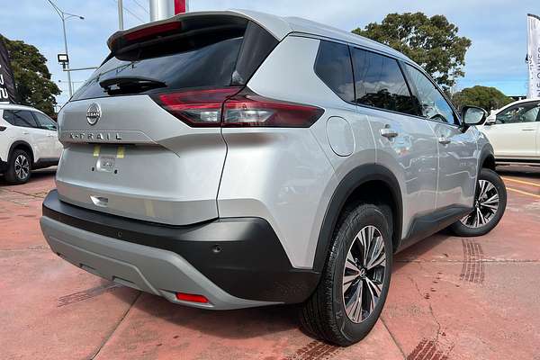 2024 Nissan X-TRAIL ST-L T33