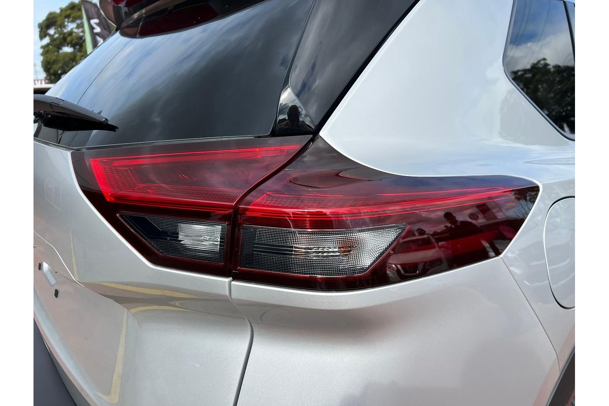 2024 Nissan X-TRAIL ST-L T33