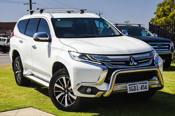2016 Mitsubishi Pajero Sport GLX QE