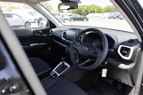 2024 Hyundai Venue Active QX.V5