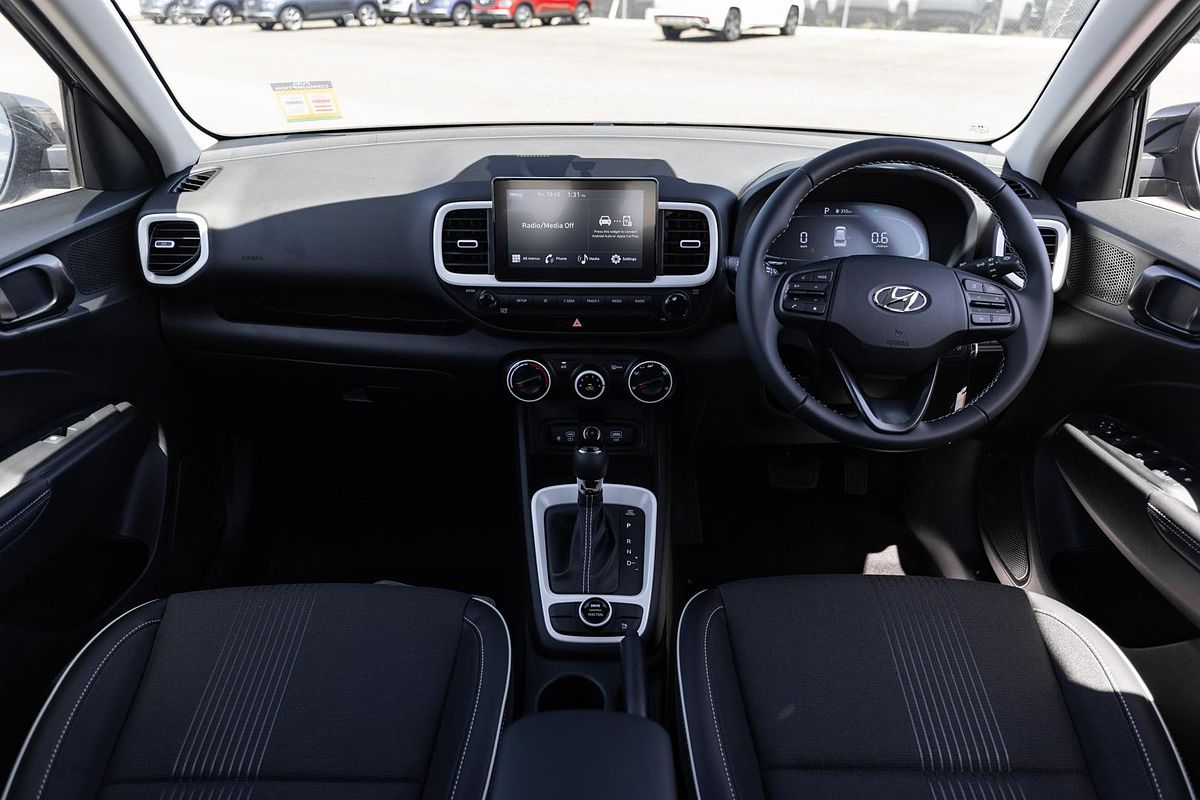 2024 Hyundai Venue Active QX.V5