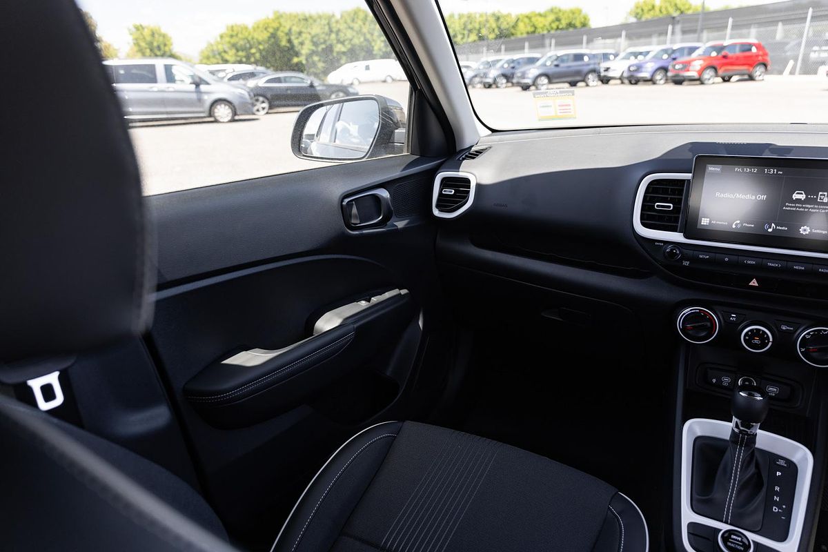 2024 Hyundai Venue Active QX.V5