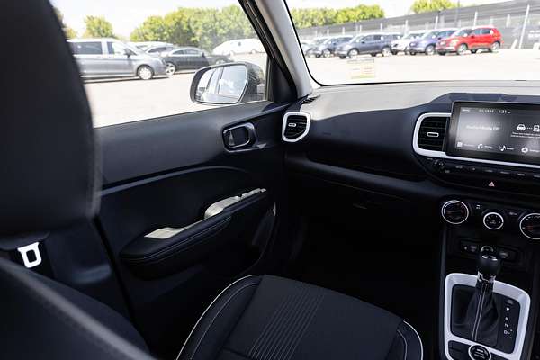 2024 Hyundai Venue Active QX.V5
