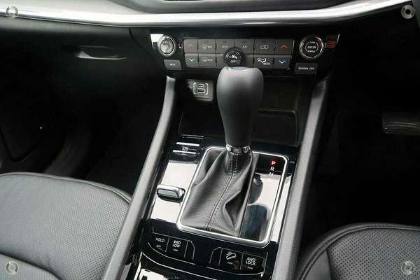 2023 Jeep Compass S-Limited M6