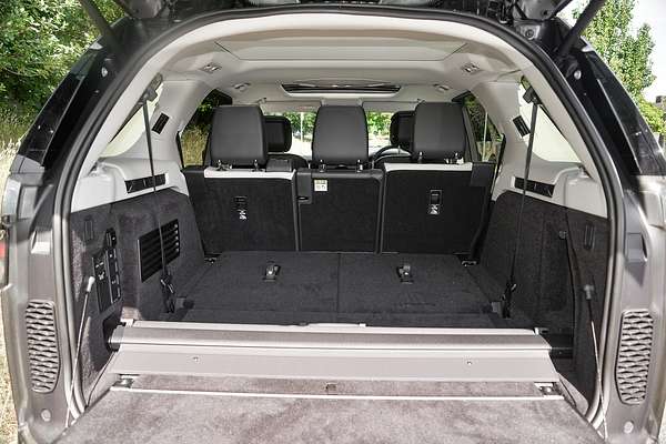 2024 Land Rover Discovery D350 Dynamic HSE Series 5