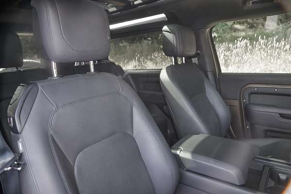 2022 Land Rover Defender 90 D250 S L663