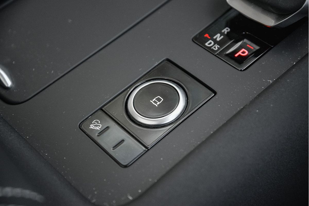 2024 Land Rover Discovery D350 Dynamic HSE Series 5