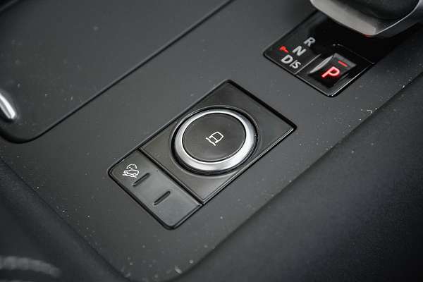 2024 Land Rover Discovery D350 Dynamic HSE Series 5
