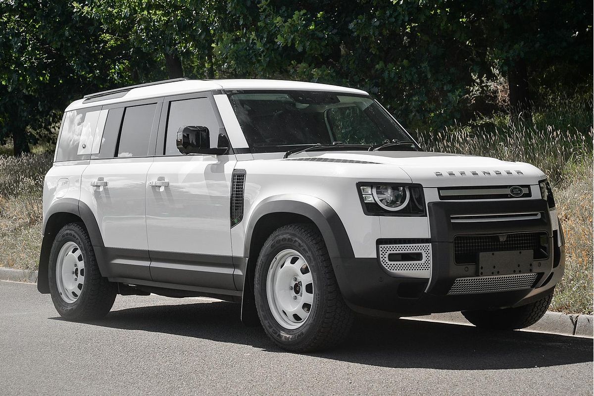 2023 Land Rover Defender 110 P300 L663