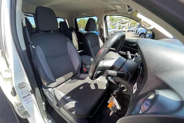 2020 Nissan Navara ST D23 4X4