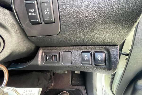 2020 Nissan Navara ST D23 4X4