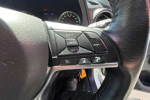 2020 Nissan Navara ST D23 4X4