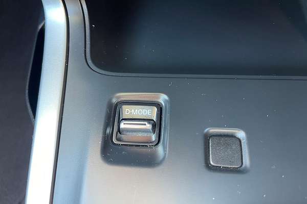 2020 Nissan Navara ST D23 4X4