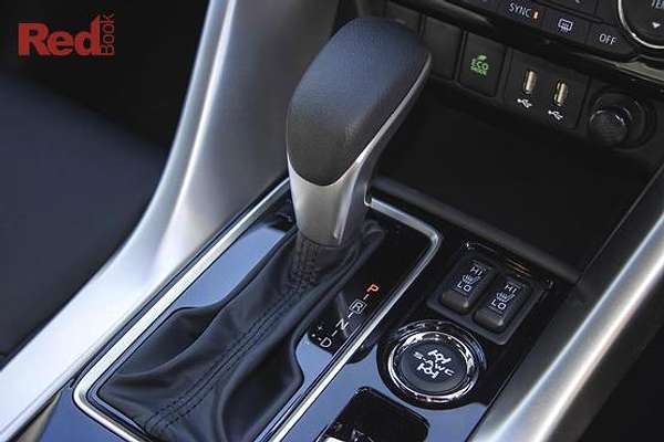 2024 Mitsubishi Eclipse Cross Exceed YB