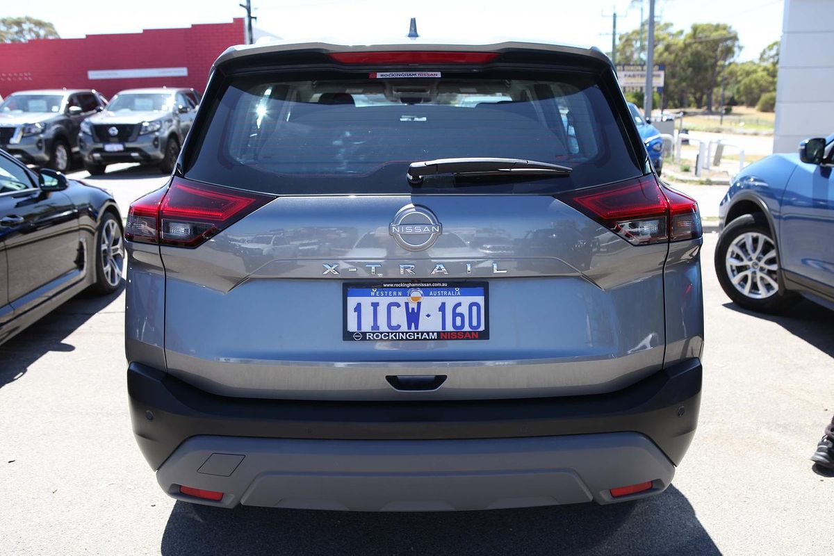 2024 Nissan X-TRAIL ST T33