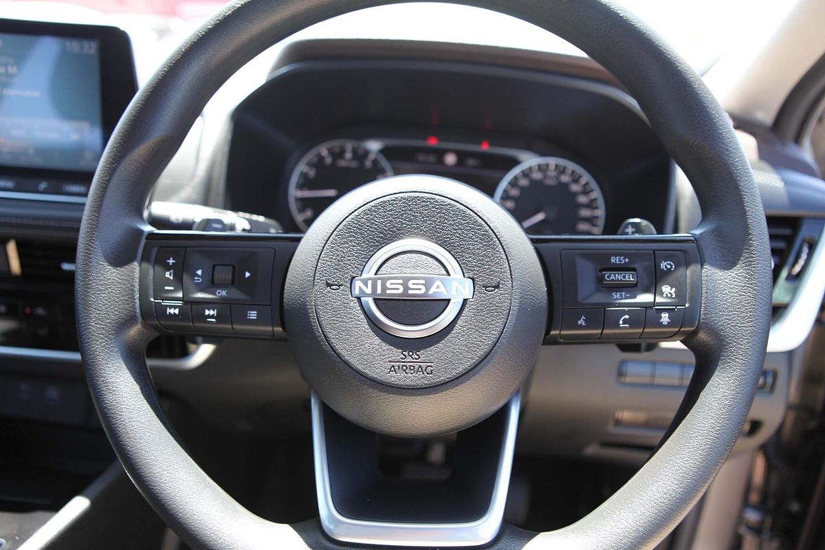 2024 Nissan X-TRAIL ST T33