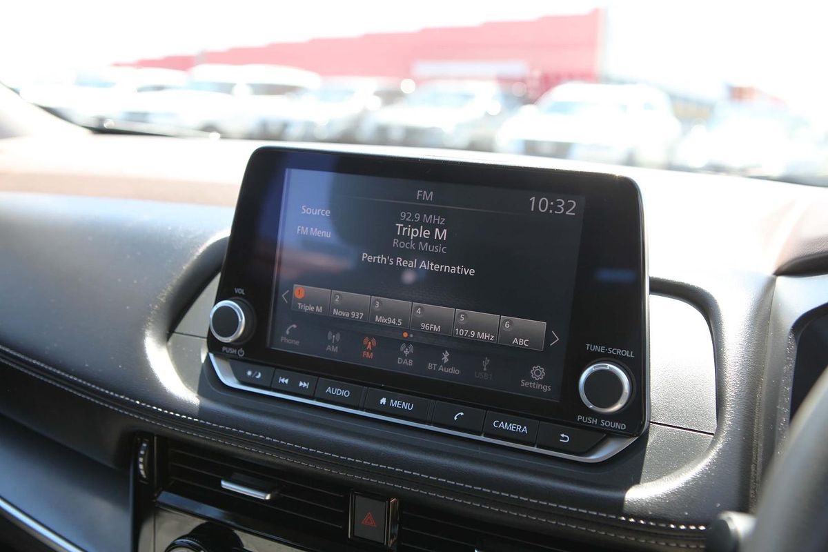 2024 Nissan X-TRAIL ST T33