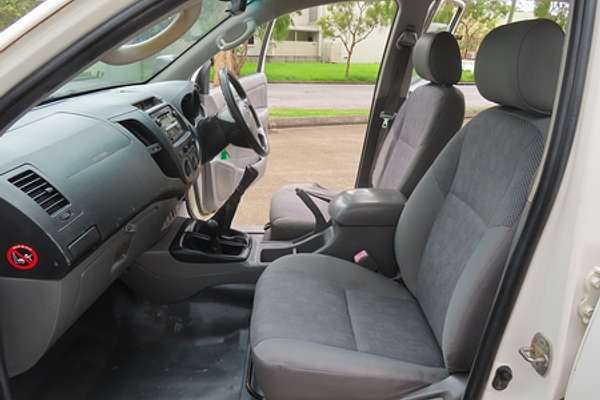 2009 Toyota Hilux SR KUN26R 4X4