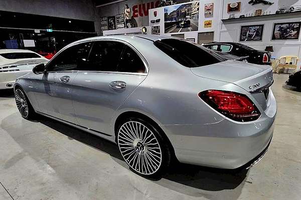 2019 Mercedes-Benz C-Class C300 W205