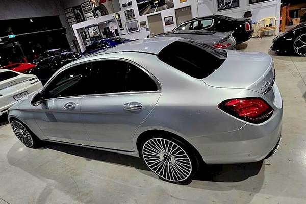 2019 Mercedes-Benz C-Class C300 W205