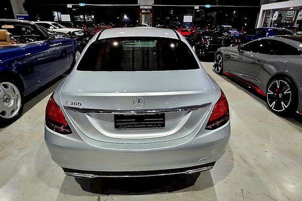 2019 Mercedes-Benz C-Class C300 W205