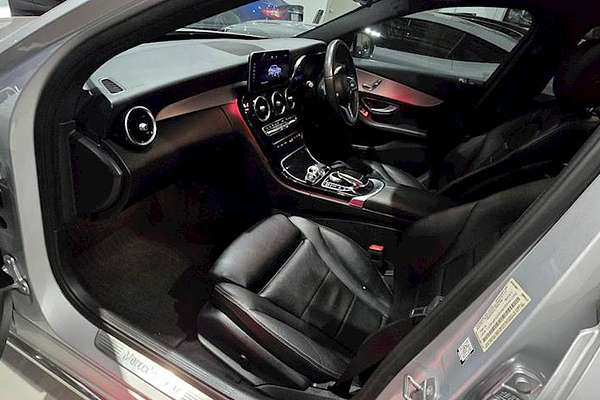 2019 Mercedes-Benz C-Class C300 W205
