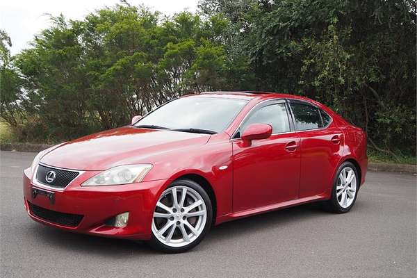 2005 Lexus IS350 SEDAN PRESTIGE