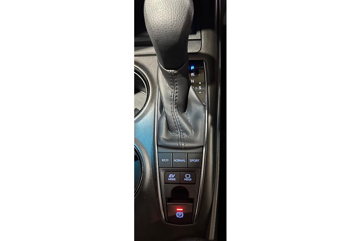 2021 Toyota Camry Ascent AXVH70R 2WD