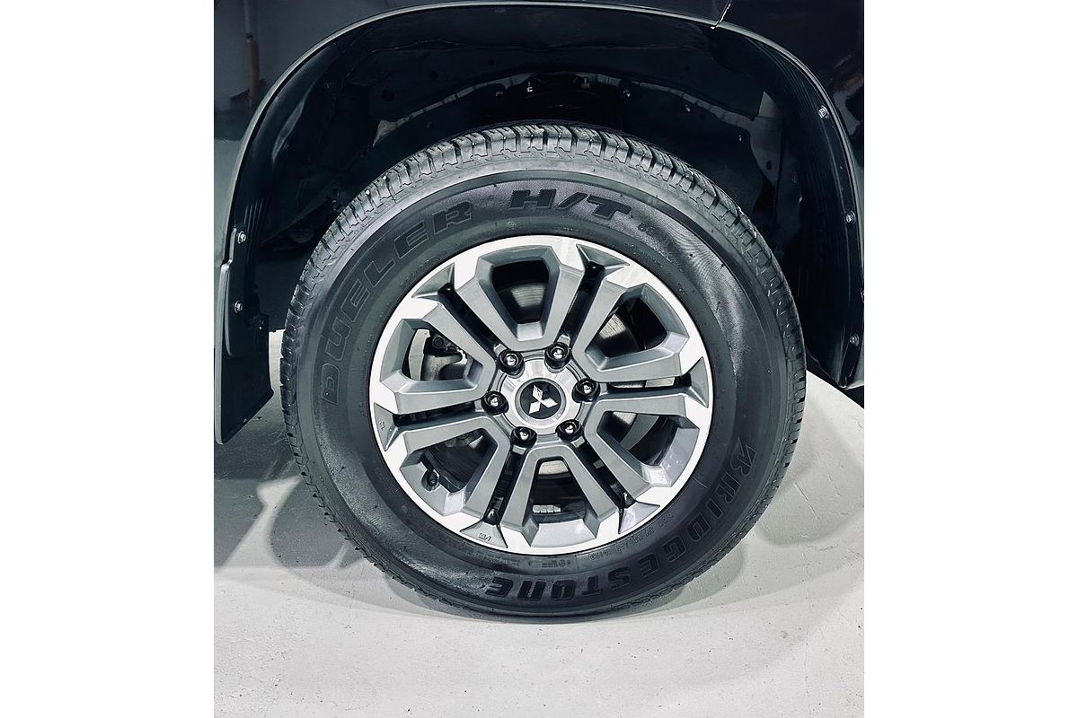 2023 Mitsubishi Triton GLS MR 4X4