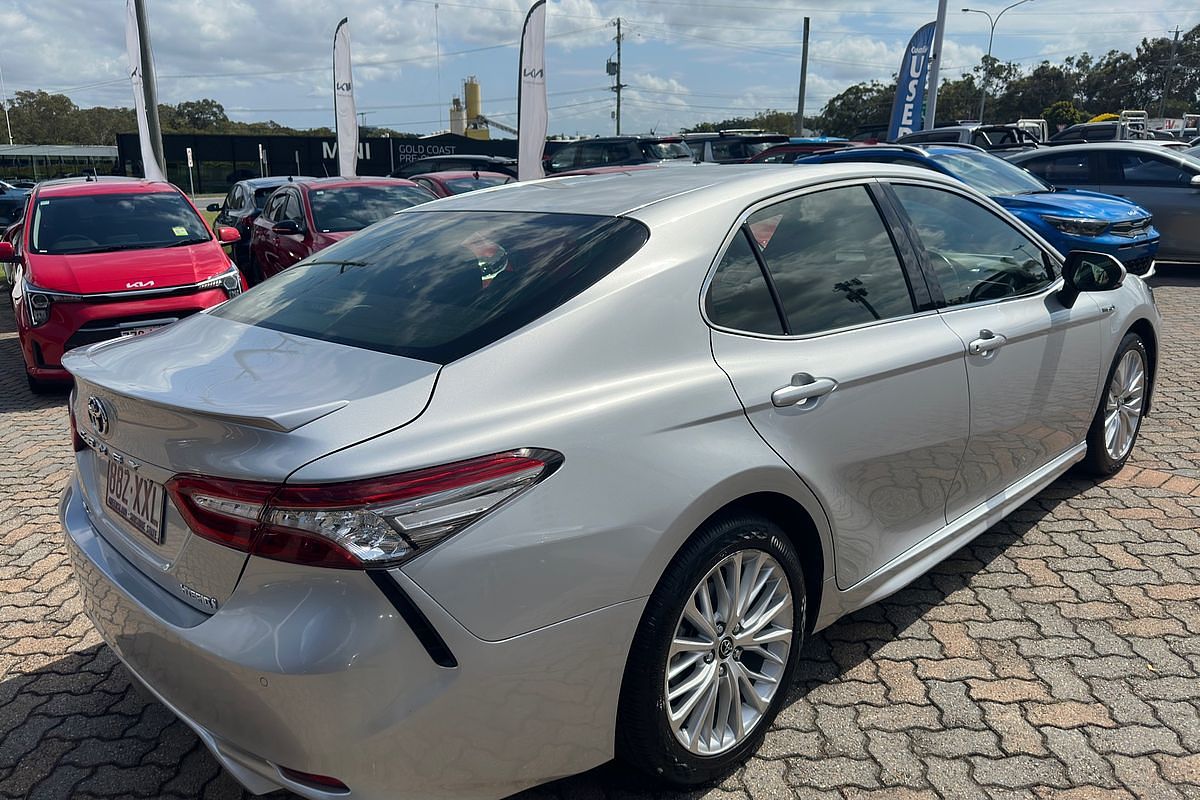 2018 Toyota Camry SL AXVH71R