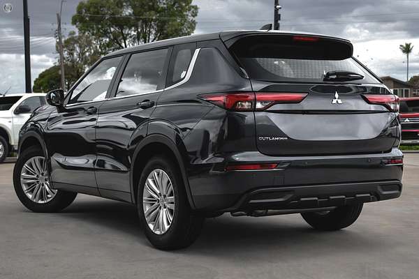 2024 Mitsubishi Outlander ES ZM