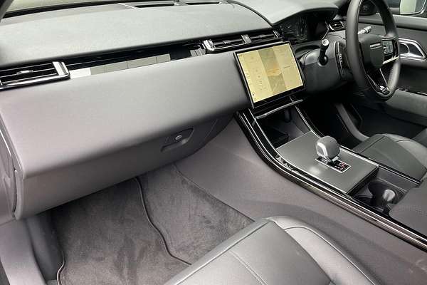 2024 Land Rover Range Rover Velar PHEV P400e Dynamic SE L560