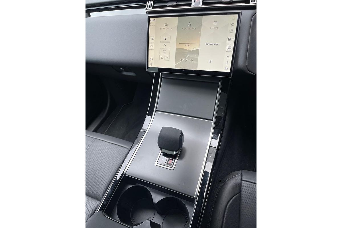 2024 Land Rover Range Rover Velar PHEV P400e Dynamic SE L560