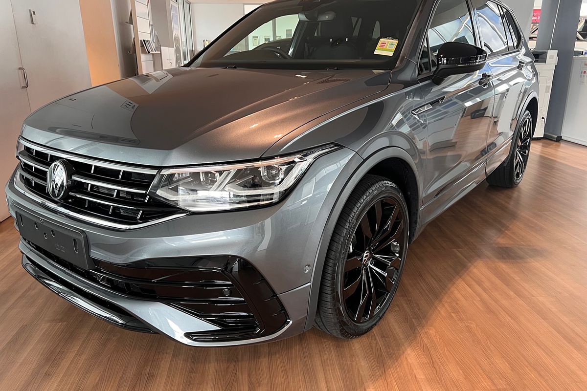 Sold 2024 volkswagen tiguan wolfsburg edition allspace in platinum grey