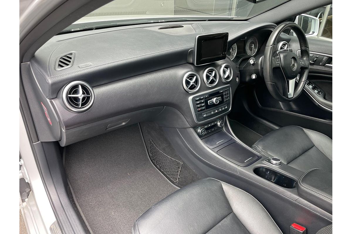2015 Mercedes-Benz A-Class A200 W176