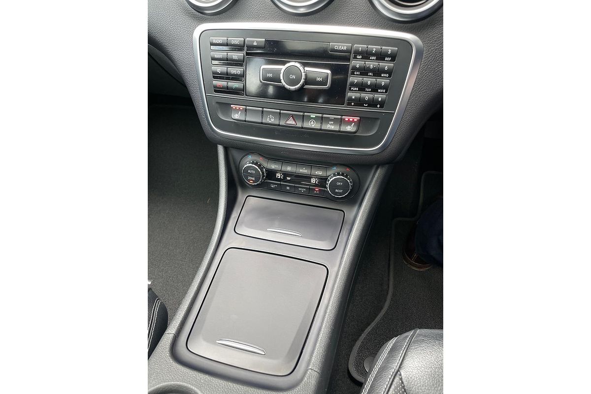 2015 Mercedes-Benz A-Class A200 W176