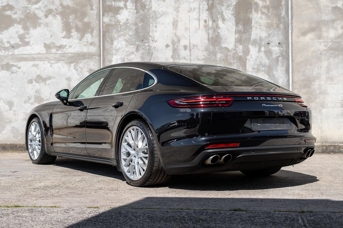 2017 Porsche Panamera 4S Diesel 971
