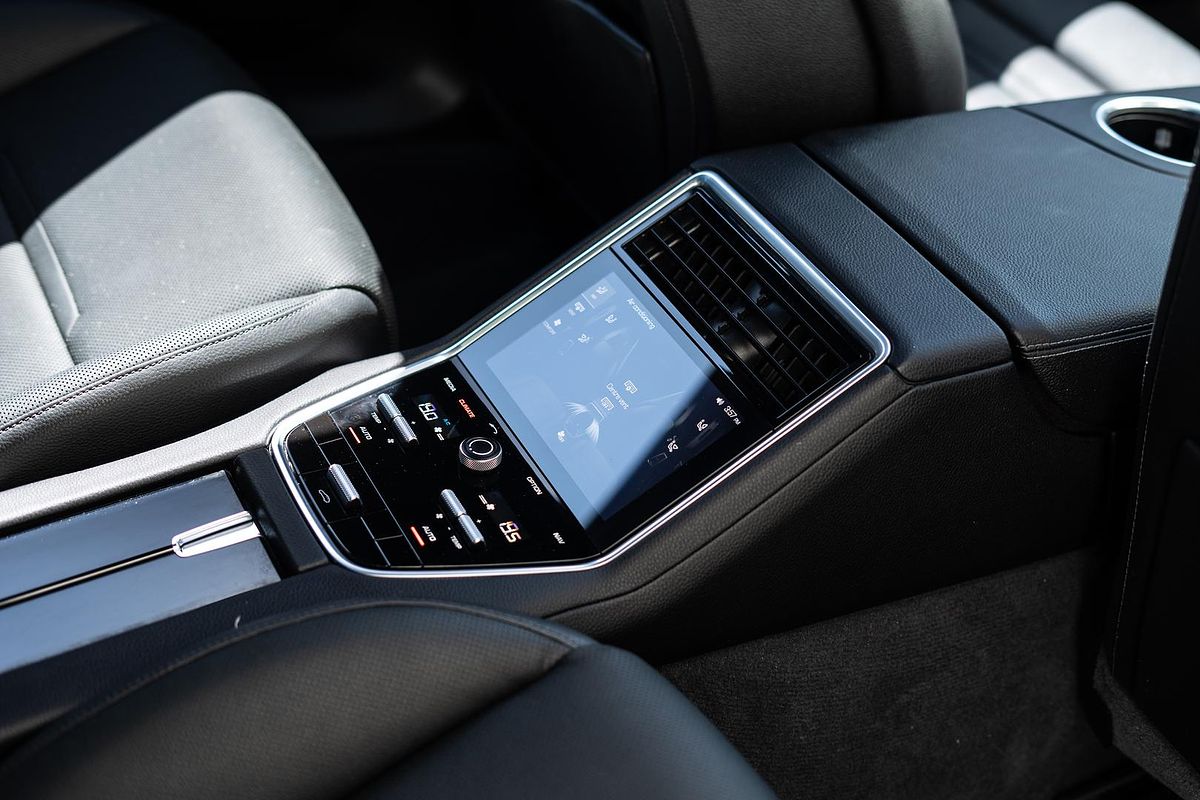 2017 Porsche Panamera 4S Diesel 971
