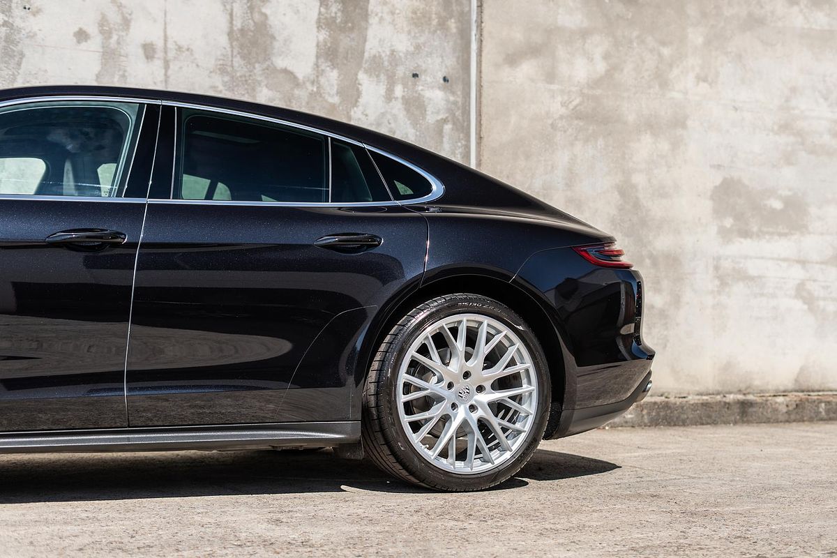 2017 Porsche Panamera 4S Diesel 971