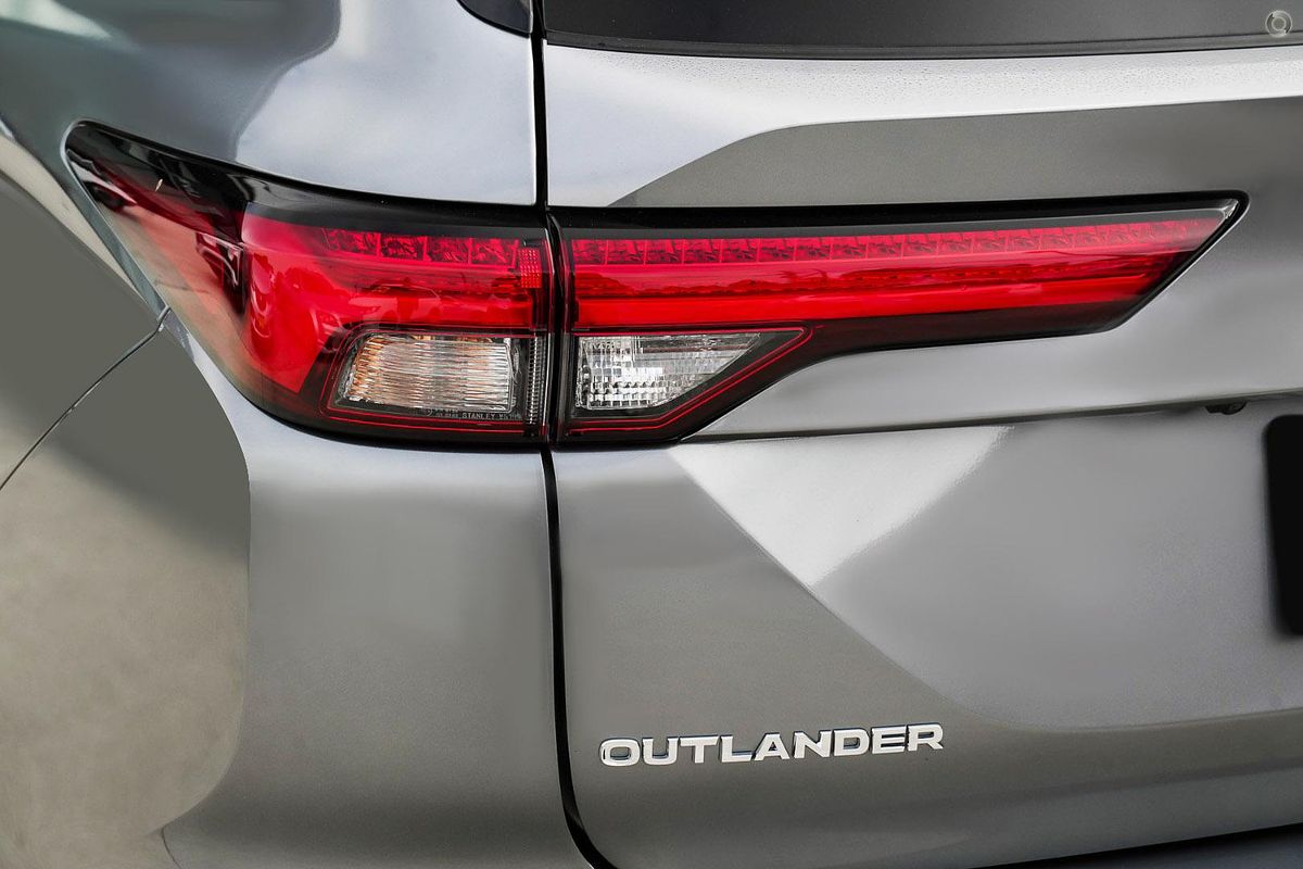 2024 Mitsubishi Outlander Zm