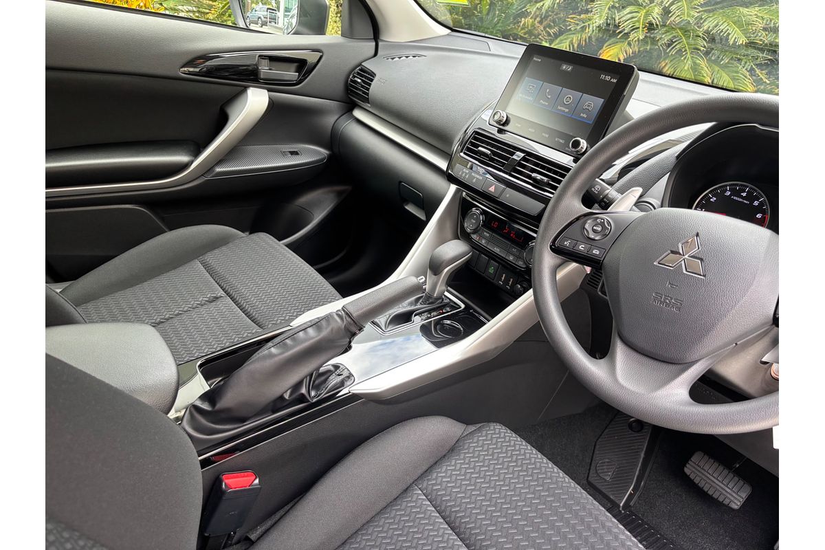 2024 Mitsubishi Eclipse Cross ES YB