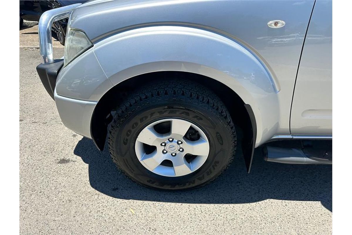 2014 Nissan Navara Silverline SE D40 Series 9 4X4