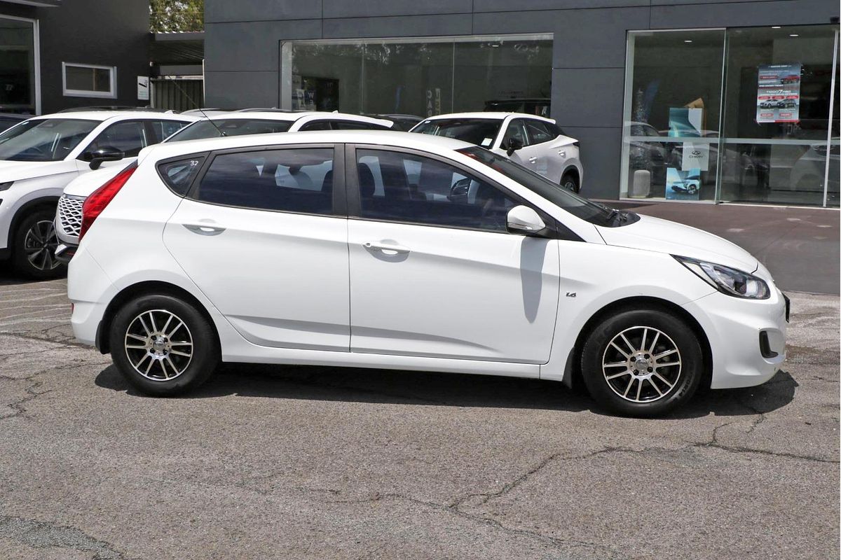 2012 Hyundai Accent Active RB